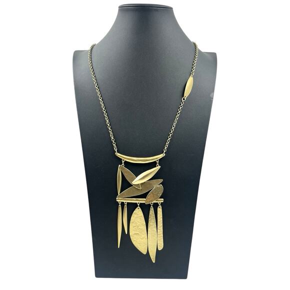 CHICOS HAMMERED GOLD LONG ABSTRACT SHAPE FRINGE PENDANT NECKLACE NEW W TAGS $55 - Picture 1 of 6